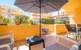 Casa Nobre 2Bdr - 4 Mins Walk Train Station - Pool - Patio - Quiet